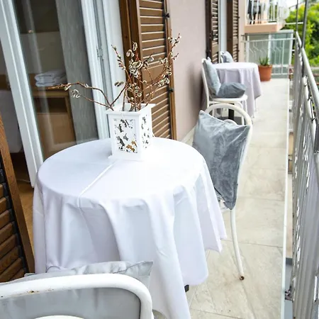 Apartments Toce Appartamento Starigrad Paklenica