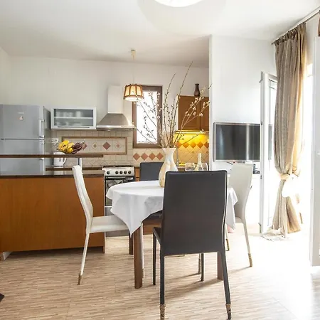 Apartments Toce Appartamento Starigrad Paklenica
