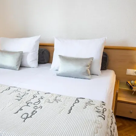 Apartments Toce Appartamento *